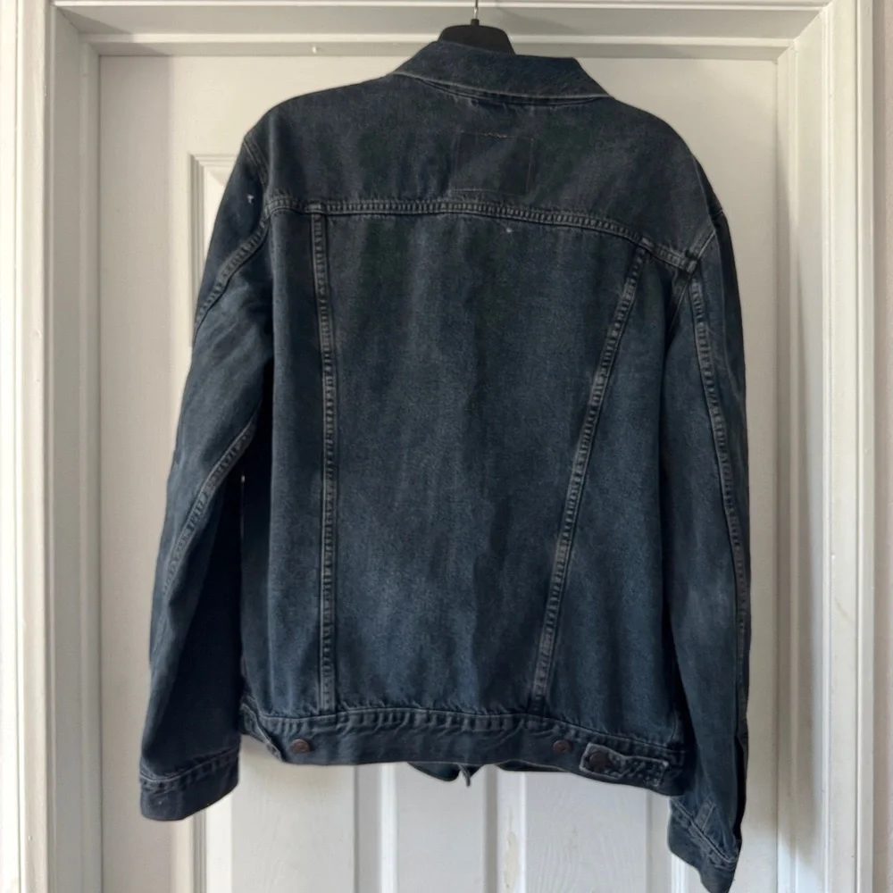 Levi's Men's Navy-Black Denim Trucker Jacket - Picture 2 of 2